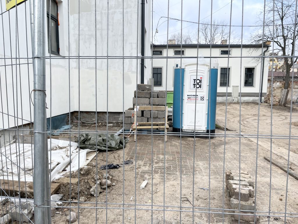 Construction site, recession proof